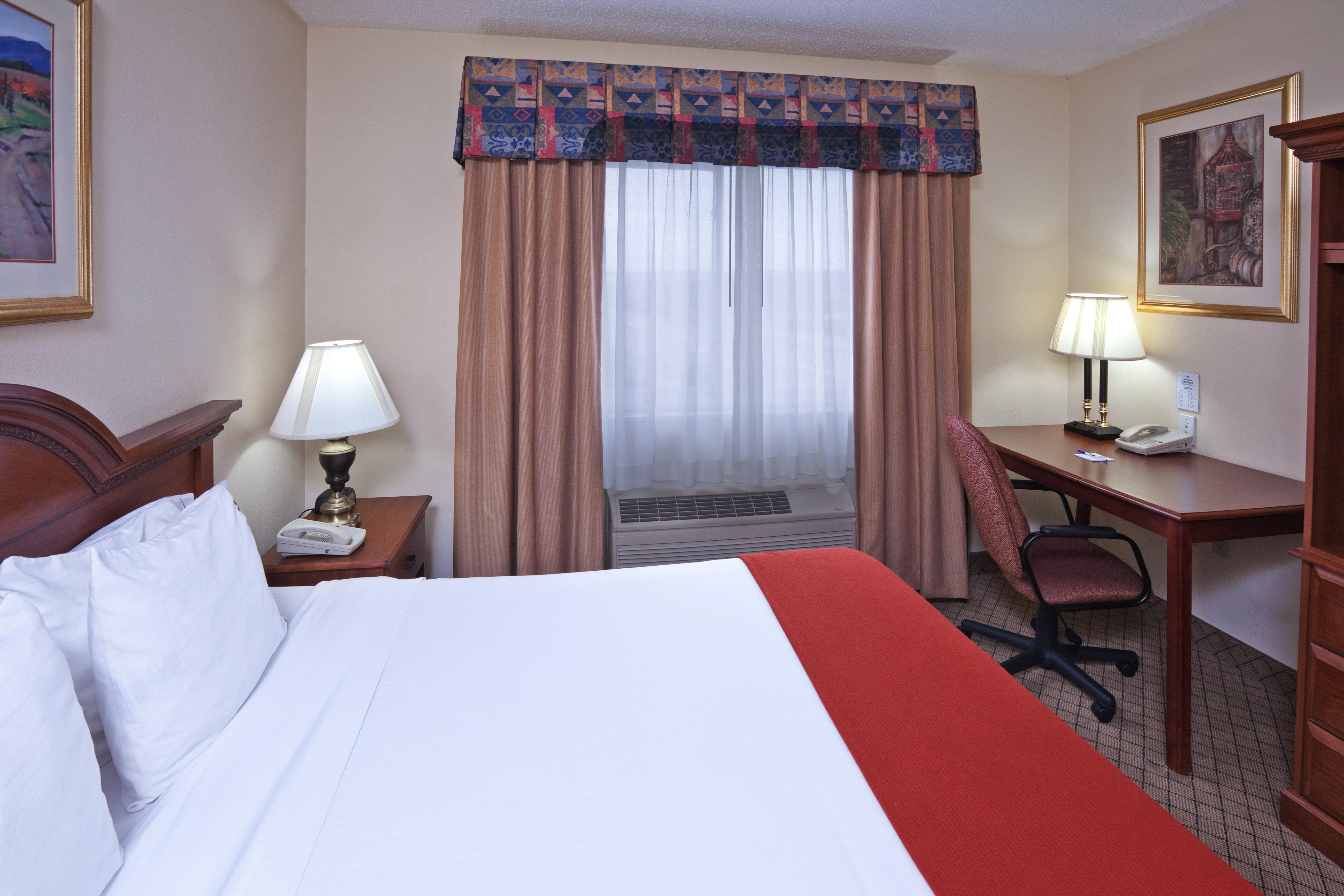 Holiday Inn Express Hotel And Suites Mesquite By Ihg Exterior photo