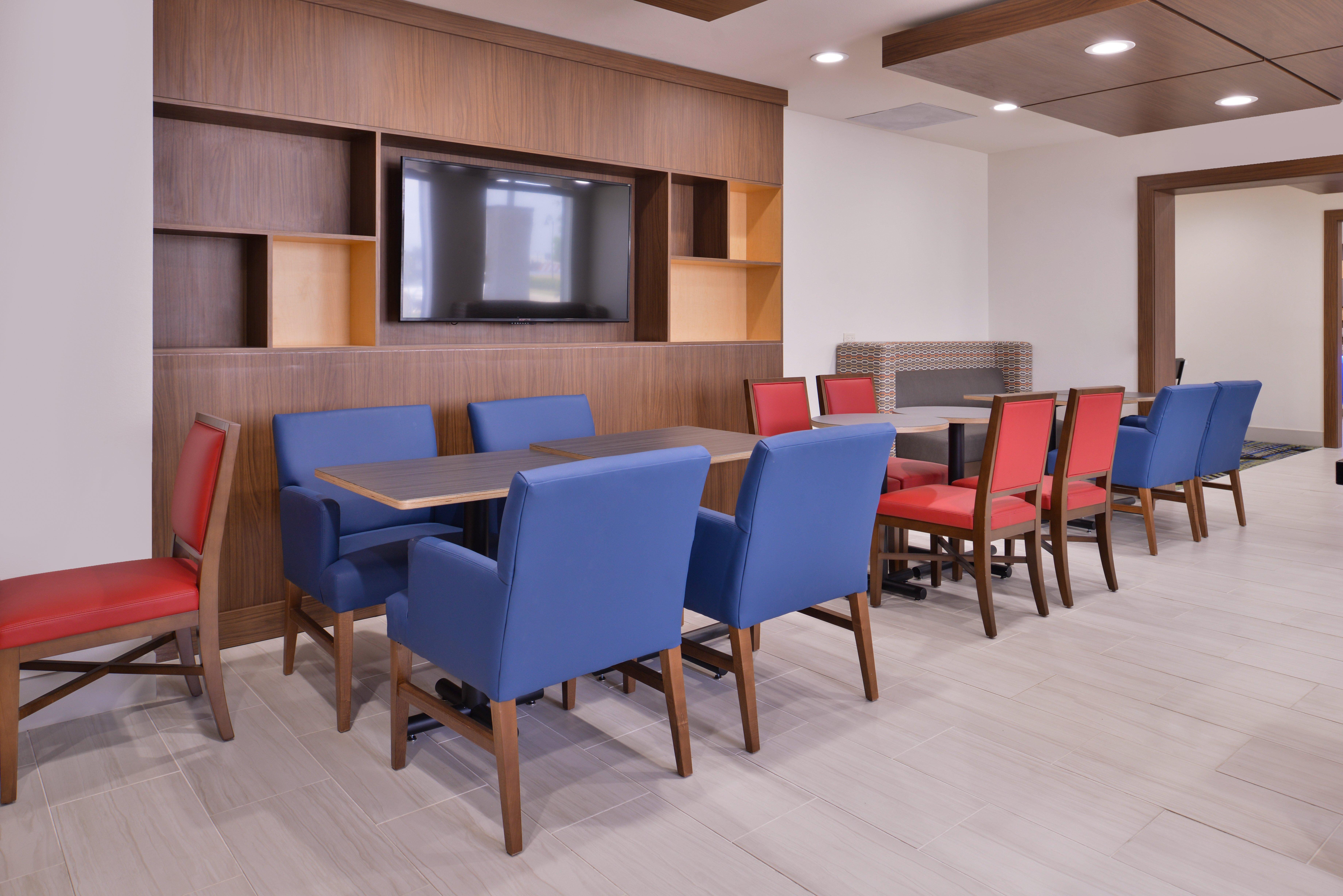Holiday Inn Express Hotel And Suites Mesquite By Ihg Exterior photo