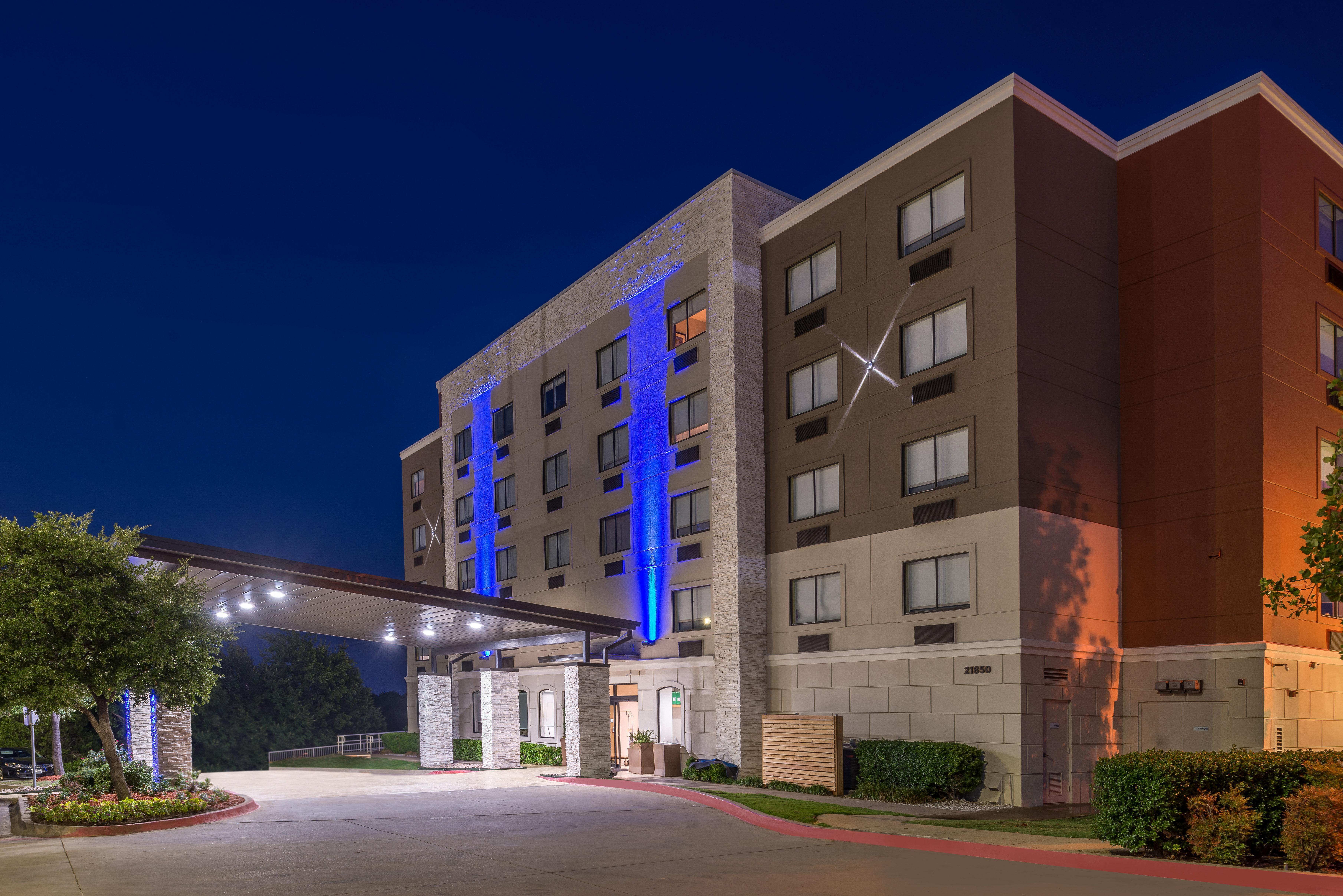 Holiday Inn Express Hotel And Suites Mesquite By Ihg Exterior photo
