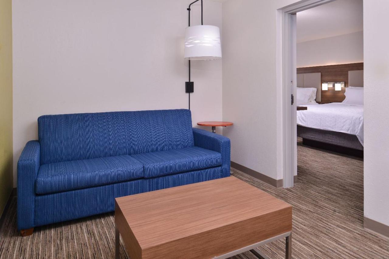 Holiday Inn Express Hotel And Suites Mesquite By Ihg Exterior photo