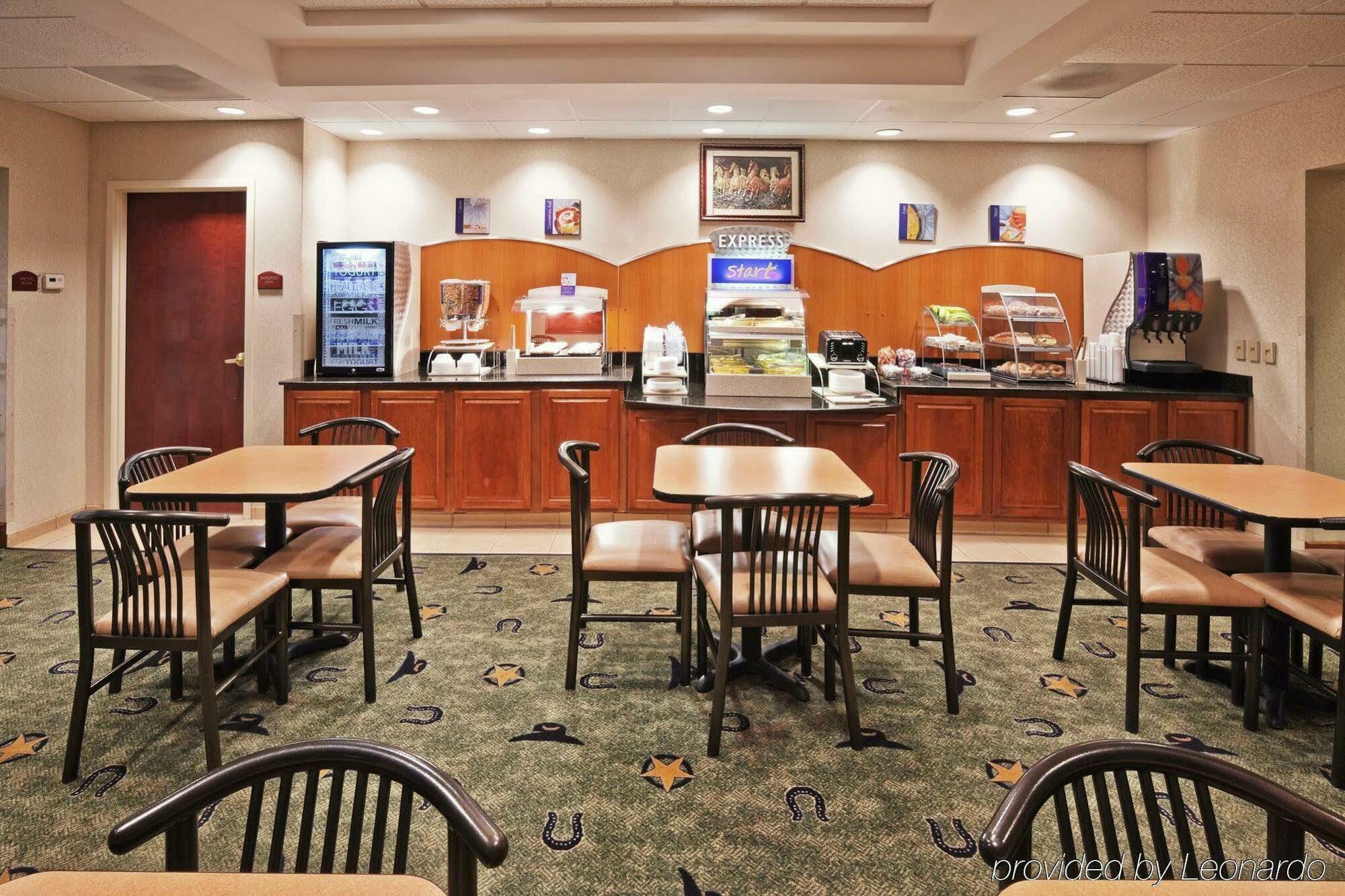 Holiday Inn Express Hotel And Suites Mesquite By Ihg Exterior photo